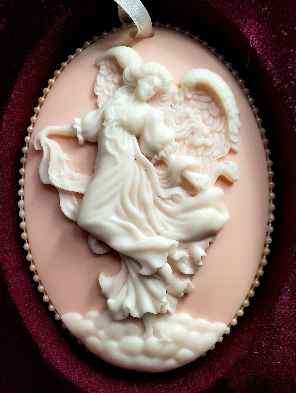 1999 Seraphim Classics "Ariel, Heaven's Shining Star" #81710 Cameo Ornament 4.5"
